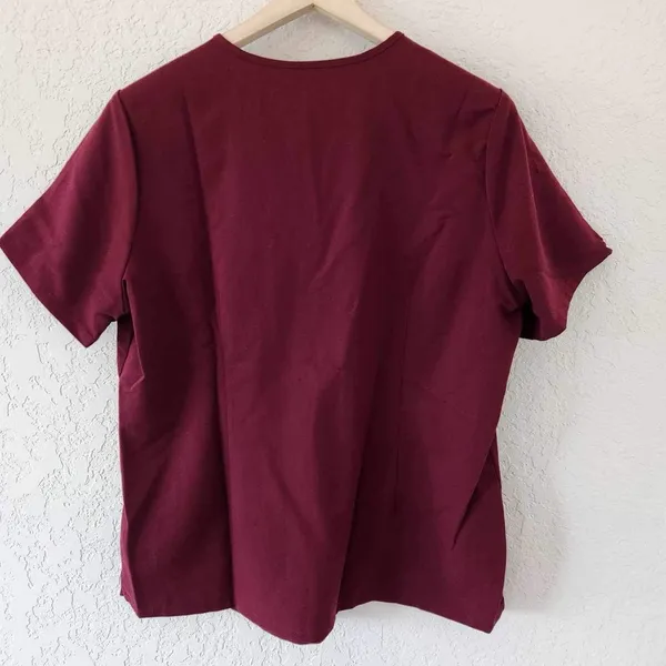 Figs Technical Collection Catrina scrub top size XL - Image 4