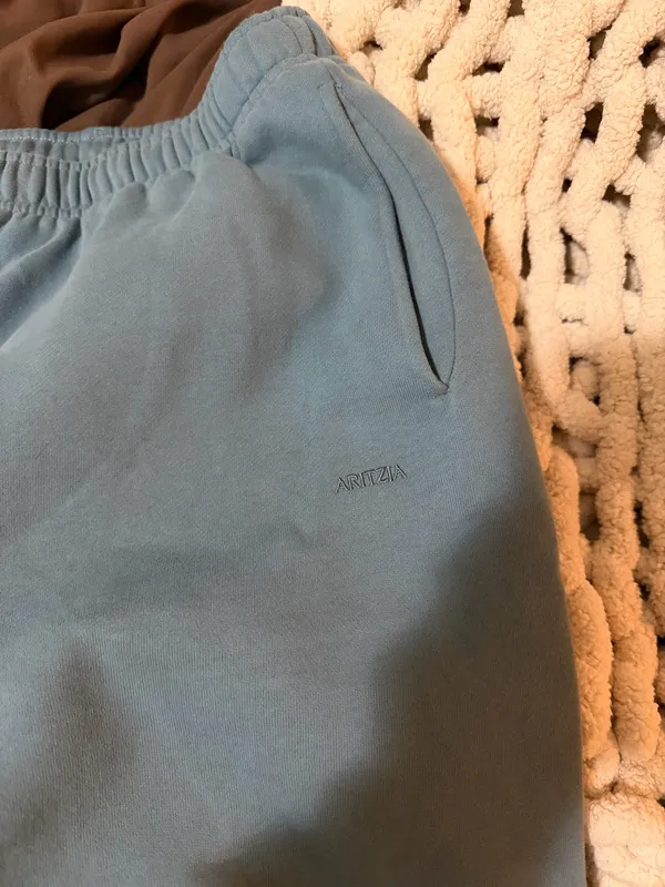 Aritzia sweatpants - Image 3