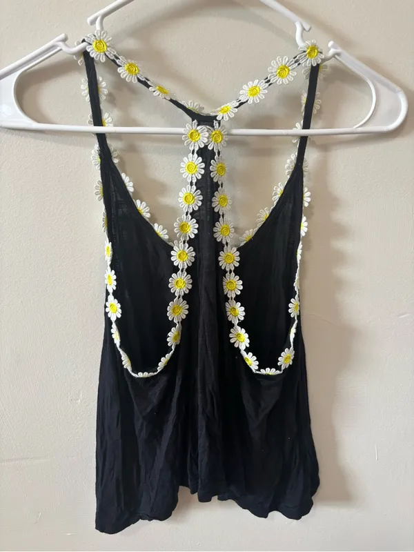 Full Tilt Black Daisy-Trim Racerback Tank - Image 3