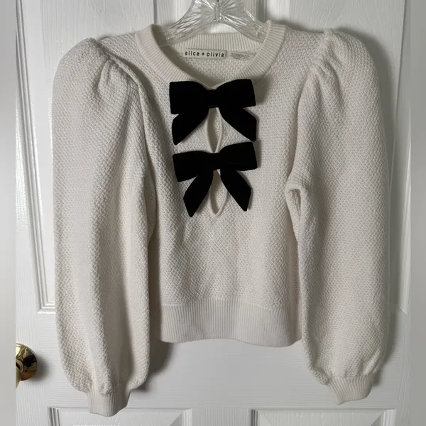 Alice + Olivia Doris Pointelle Pullover in Soft White XS - Image 2