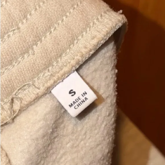 TNA Aritzia Shorts - Image 4