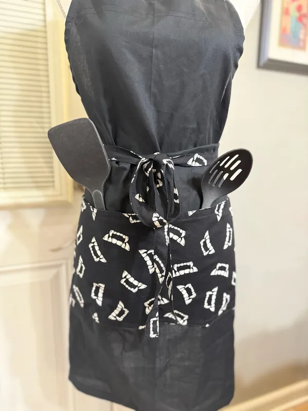 Handmade glow in the dark vampire teeth apron  - Image 3