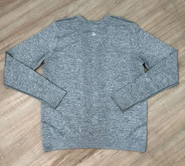 Lululemon Swiftly Tech Long Sleeve - Image 5