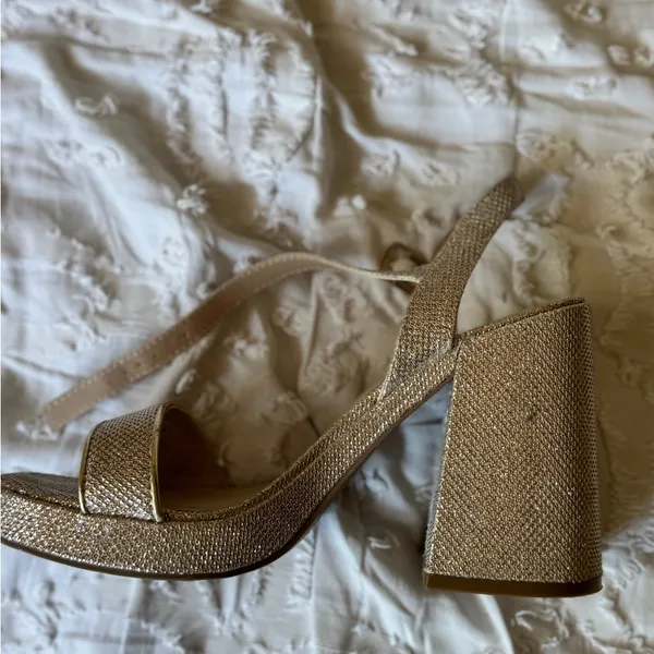 Dream Paris Glitter Gold Platform Sandals in Gold - Women size 7 - Image 5