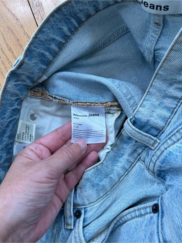 Reformation Julia Crop High Cigarette Jean Powell Wash Size 25 Rigid Denim LY741 - Image 6
