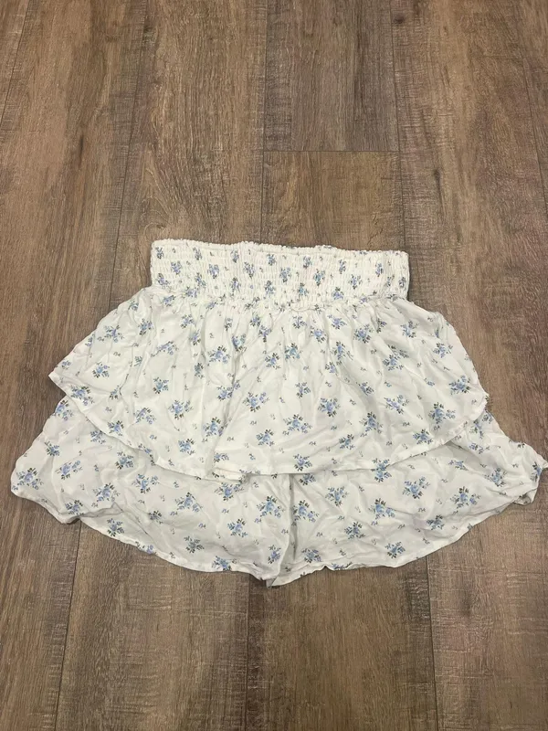 Hollister floral skirt - Image 5