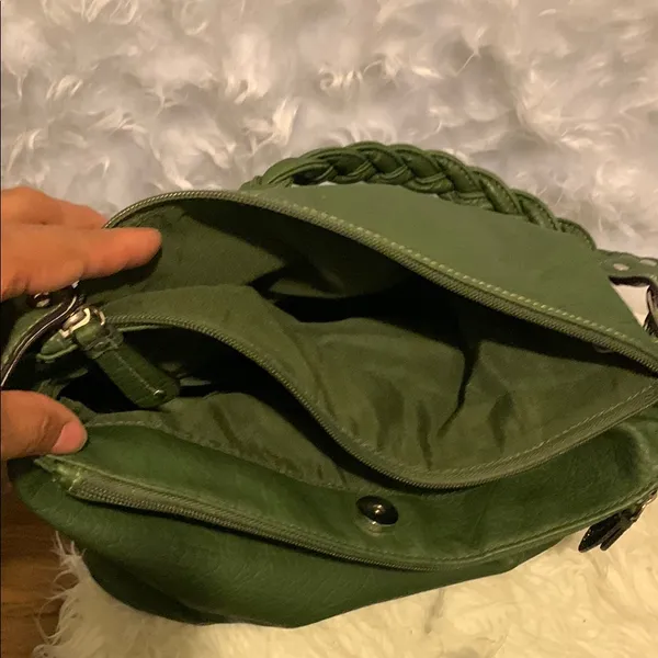 Strada Olive Green Shoulder Bag - Image 5