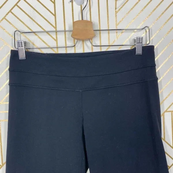 Lululemon Groove Crops‎ Black Reversible - Image 4