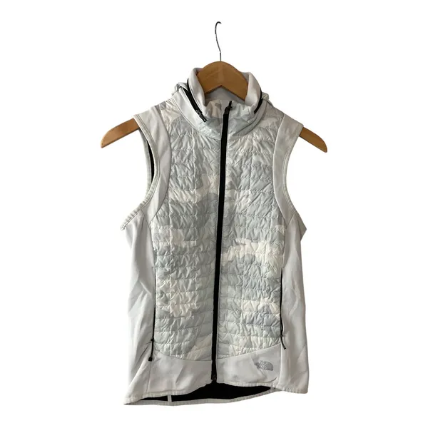 The North Face Vest‎ Womens Quilted Full Zip Sleeveless camo Jacket vest - Image 3