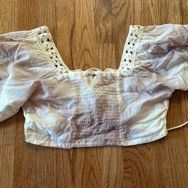Z & L Made with Love Beautiful European Cropped top & Flare Pants - Image 6