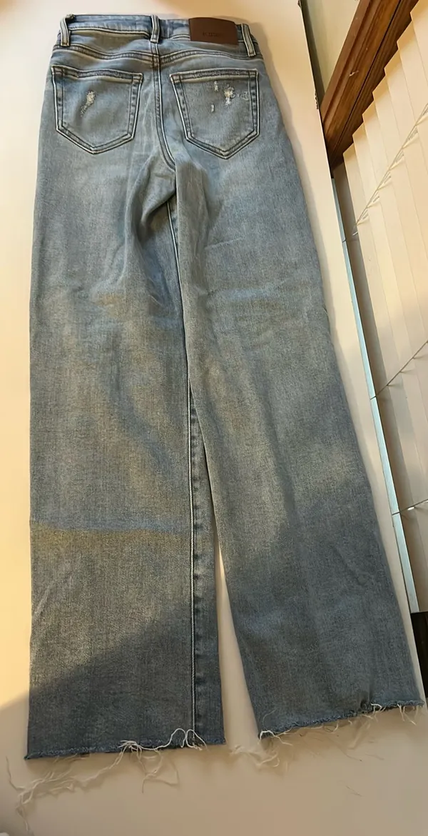 Hidden Jeans Wide-Leg Jeans size 22 - Image 2