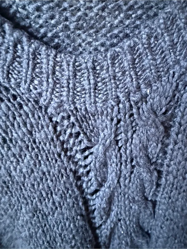 Old Navy Oversized Gray Cable Knit Sweater Women’s XL - Image 4