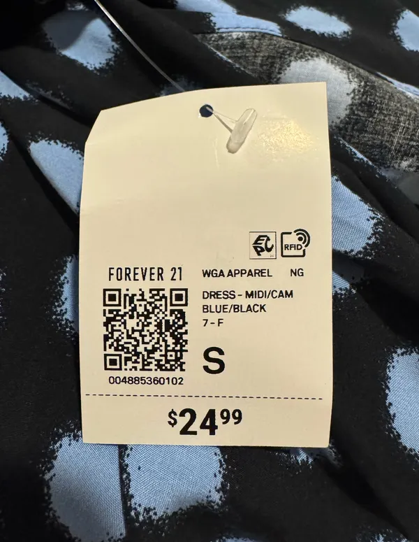 Forever 21 Blue/Black Midi Dress - Image 6