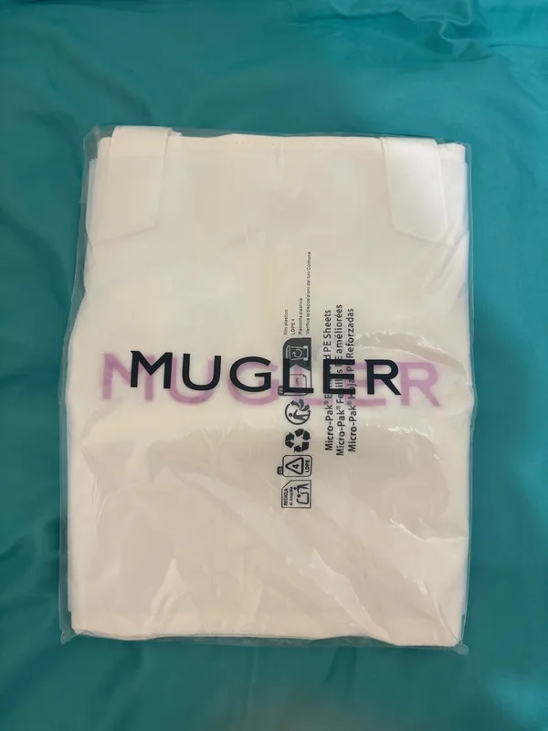 Mugler Ivory Tote with Pink Logo NEW - Image 2