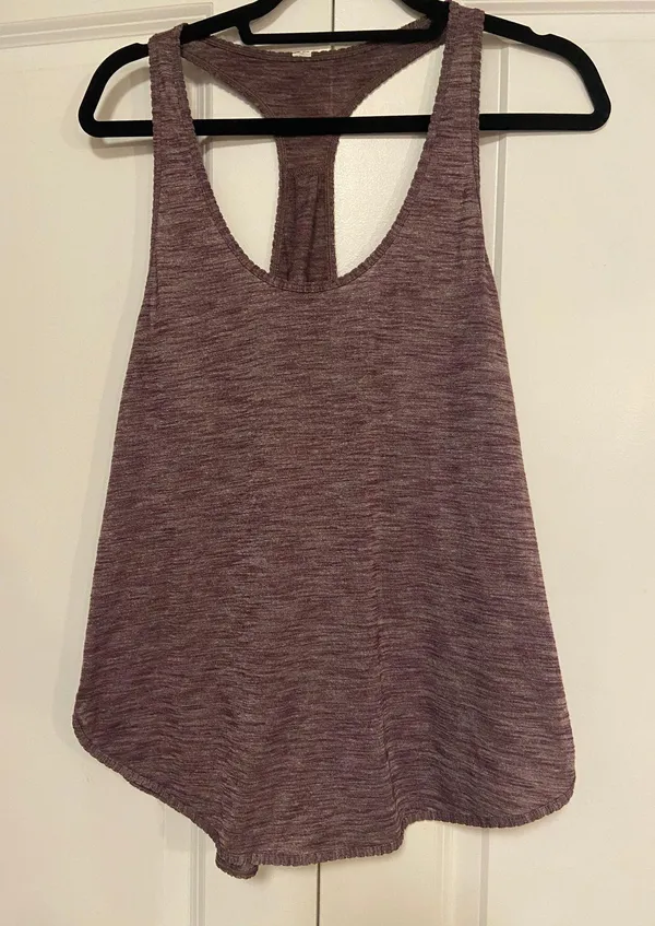 Lululemon 105 F Singlet Tank - Image 2