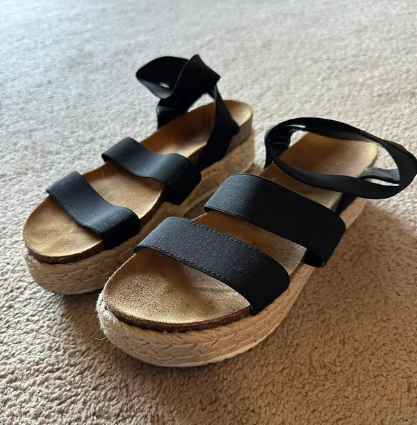 Boutique Platform Sandles - Image 2