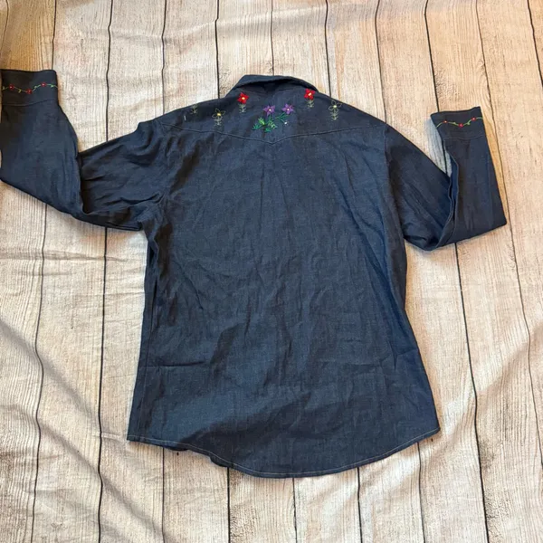 Vintage Triple LLL Brand Denim Western Embroidered Pearl Snap Long Sleeve Sz XL - Image 9