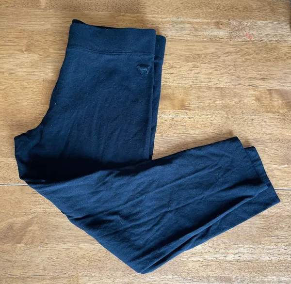 PINK Capri Pants Size Small - Image 2