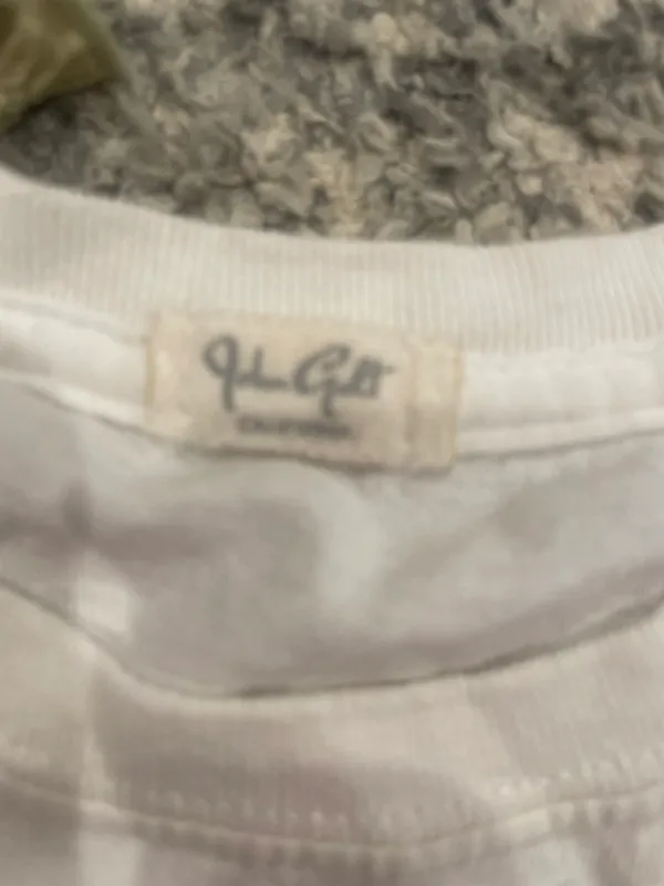 Brandy Melville T-shirt - Image 2