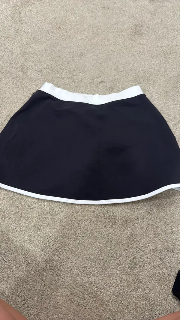 Alo skirt - Image 2