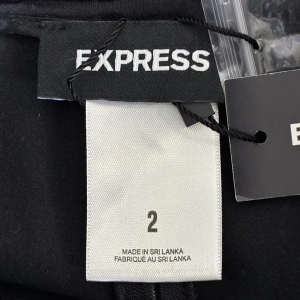NWT Express Paperbag Solid Faux Leather Shorts Edgy Pleated Tie Waist Size 2 - Image 6