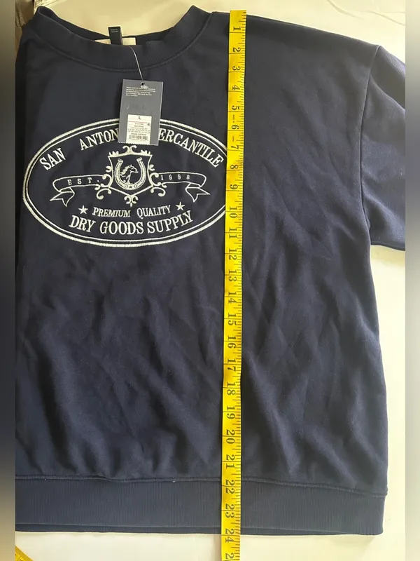 Universal Threads Women’s Western Navy Blue Sweatshirt NWT Large - Image 8