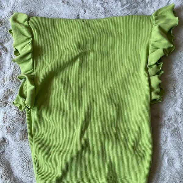 Zara Lime Green Ruched V-Neck Top size M cottton - Image 5