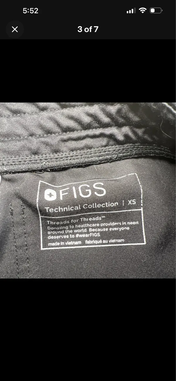 FIGS Zamora Scrub Pants Jogger Black - Image 3