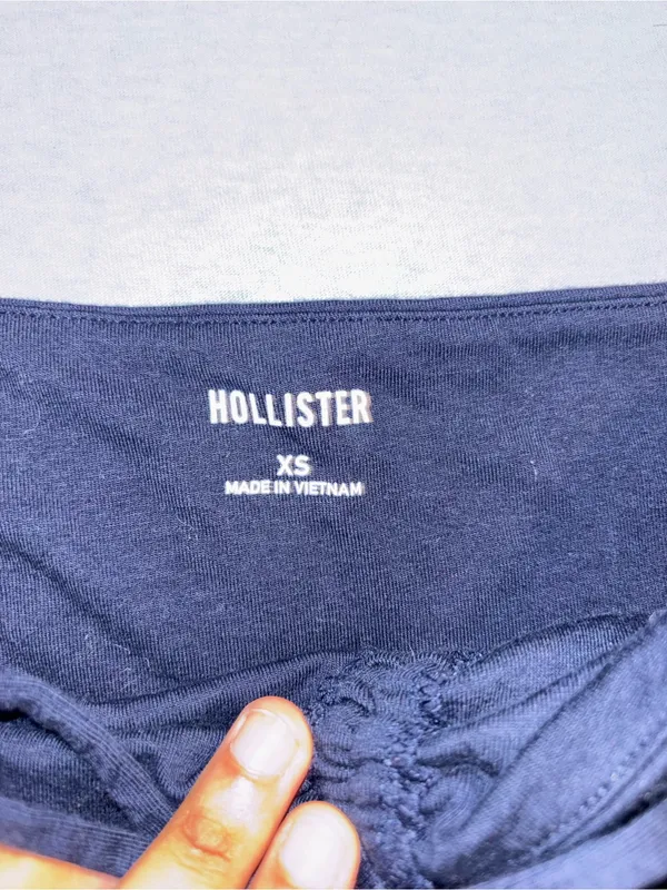 Hollister Women’s Navy Strapless Top - Image 2