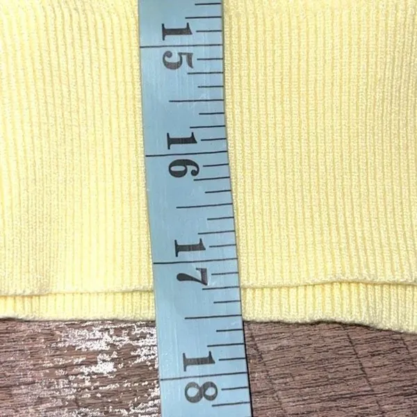 Mimosa Women's Ribbed Knit‎ Cropped Pullover Sweater Yellow Size Medium - Image 6