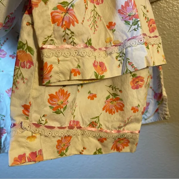 Appleseed’s Floral Print PJ set SZ:M - Image 9