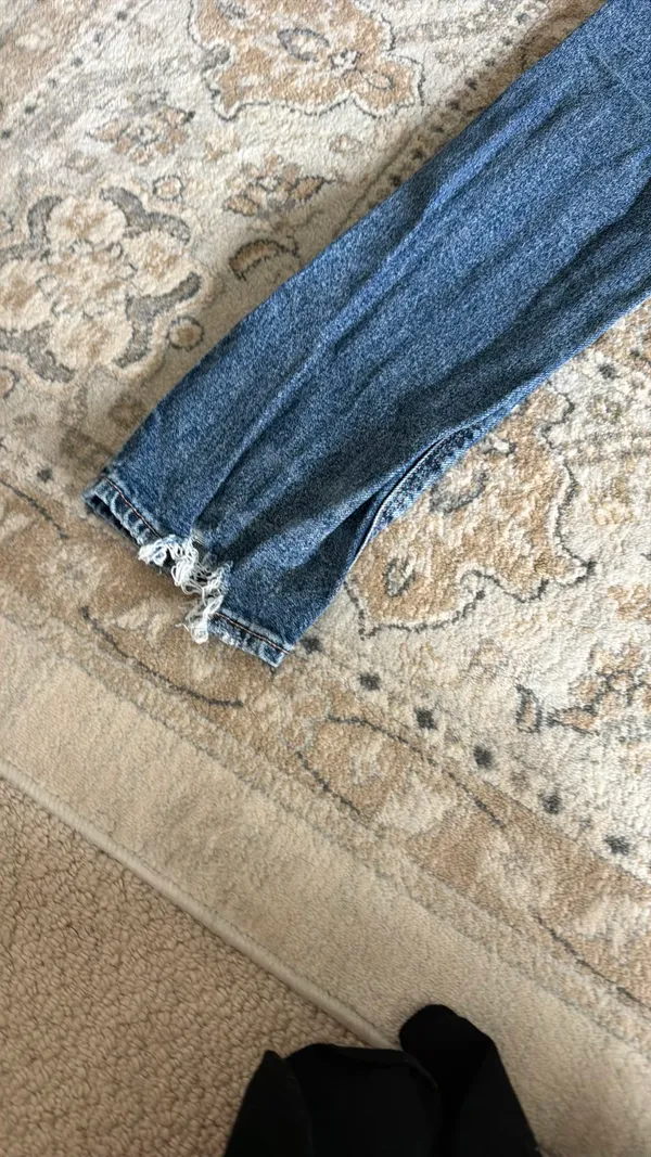 American Eagle Super High-Rise Straight Jeans - Image 2