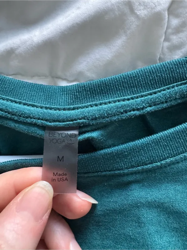 Beyond Yoga Featherweight Daydreamer Teal Long Sleeve Medium Pullover Top - Image 3
