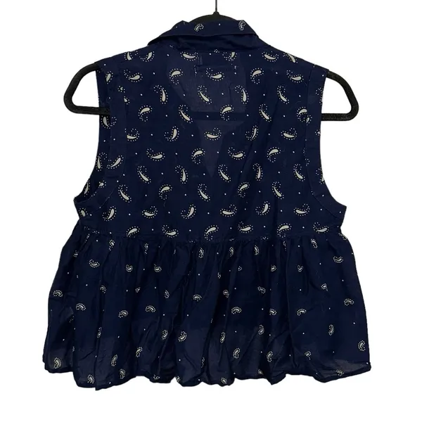 Urban Outfitters Navy Paisley Babydoll‎ Peplum Top Sleeveless Size Medium - Image 2