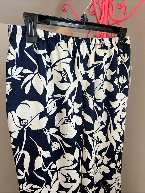 A New Day Navy and White Floral Wide-Leg Silky Pants - Image 2