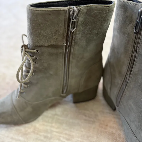 Botkier Lace Up Ankle Boots Women Olive Green Suede Buttons‎ Heeled Booties 6.5 - Image 7