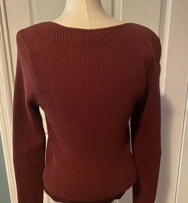 Abercrombie Long-Sleeve Sweetheart Sweater Bodysuit - Image 10