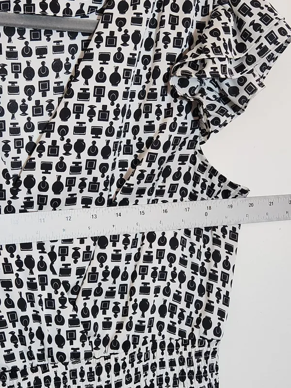 Ryegrass White and Black Perfume Print Blouson Midi Dress Size Large - Image 6