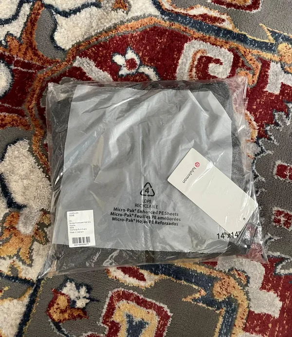Lululemon scuba oversized half zipper hood sweater NWT. Color in heathered speckled black in original package. Size M/L item coming with one free shopping bag - Image 11