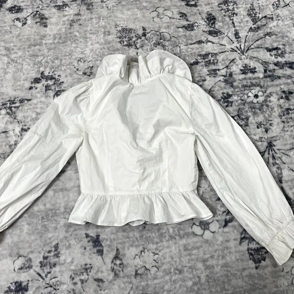 Majorelle White Ruffle Trim Blouse Sz Small - Image 2