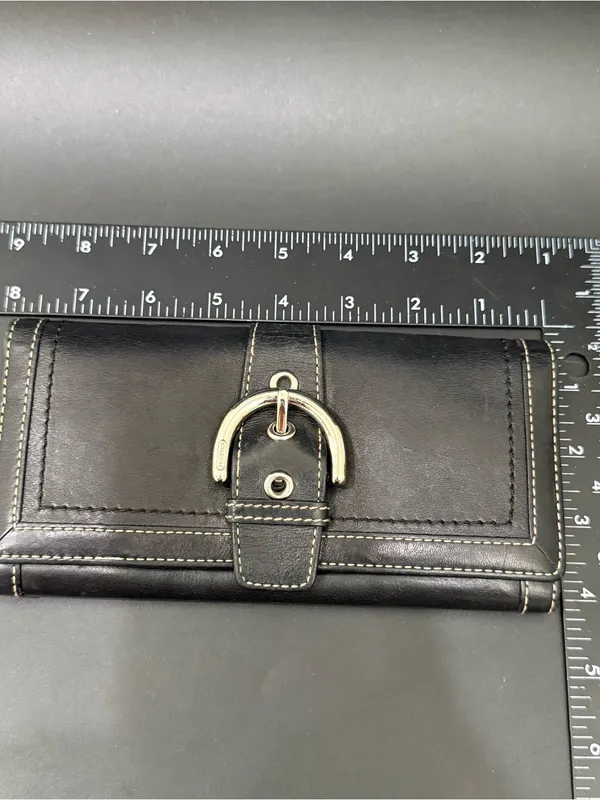 COACH Soho Buckle Classic Black Leather Contrast Stitch Tan Lining Bifold Wallet - Image 5
