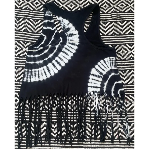 Southern Shirt Southern Spirit Tie Dye Fringe Tank Top - Image 11