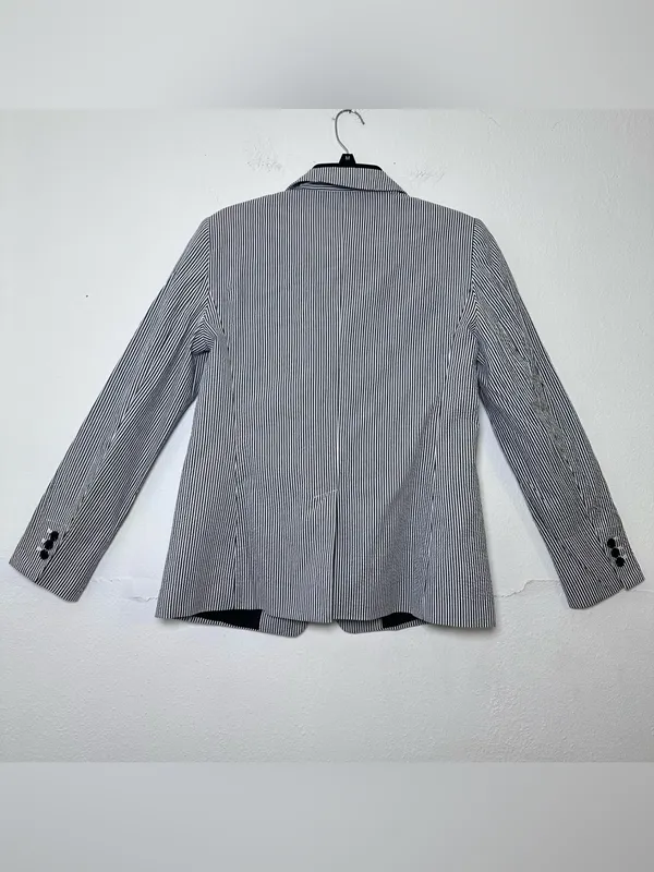 LOFT Women’s 6 Gray and White Stripes Blazer with Shoulder Pad Business Casual - Image 3