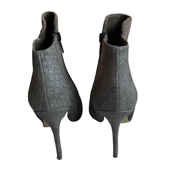 Steve Madden Dace‎ Faux Croc Suede Booties Size 8 - Image 6