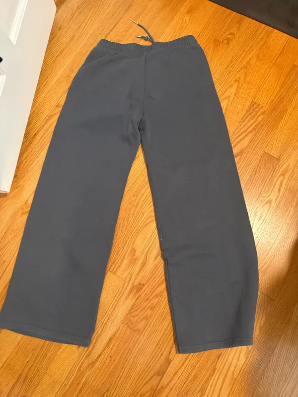 Abercrombie & fitch sweatpants wide leg - Image 2