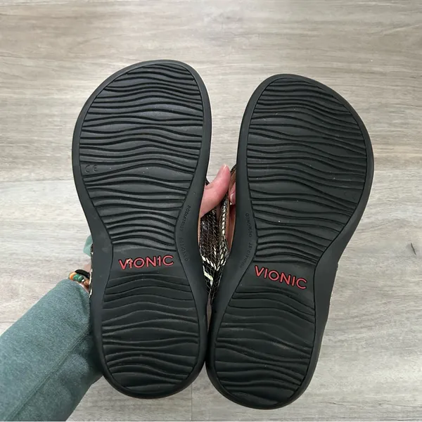 Vionic Dillon Shine Sandals Black Snakeskin Size 7 Walking Comfort Summer - Image 7