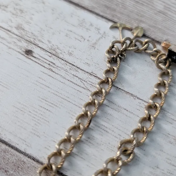 Vintage Bracelet - Gold Tone with Gardening Charms - Tarnished - Image 3