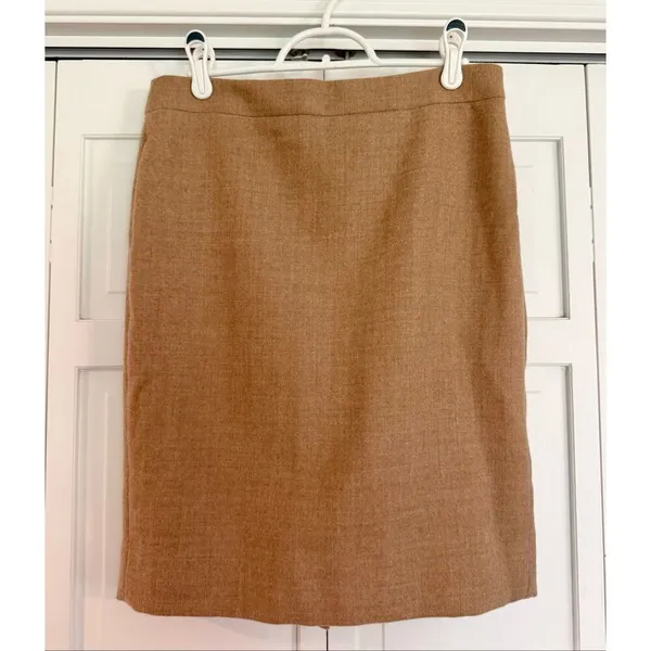 J.crew Camel100% wool No. 2 pencil skirt size 6 petite - Image 8