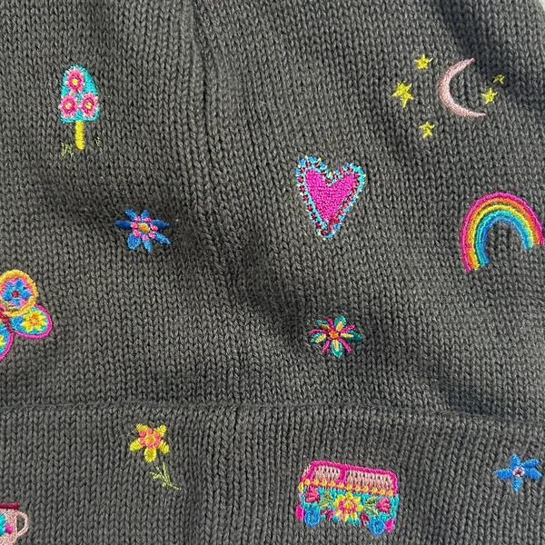 Natural Life Charcoal Doodle Embroidered Beanie NWT - Image 4