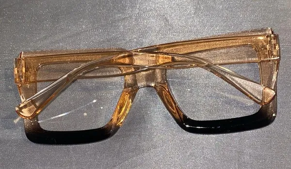 Stylish Tan Black ombré fashion glasses - Image 3